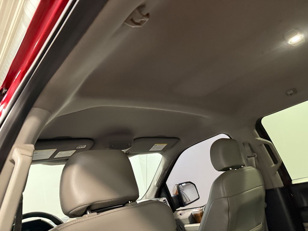 2016 Ford F-150 Lariat photo 8