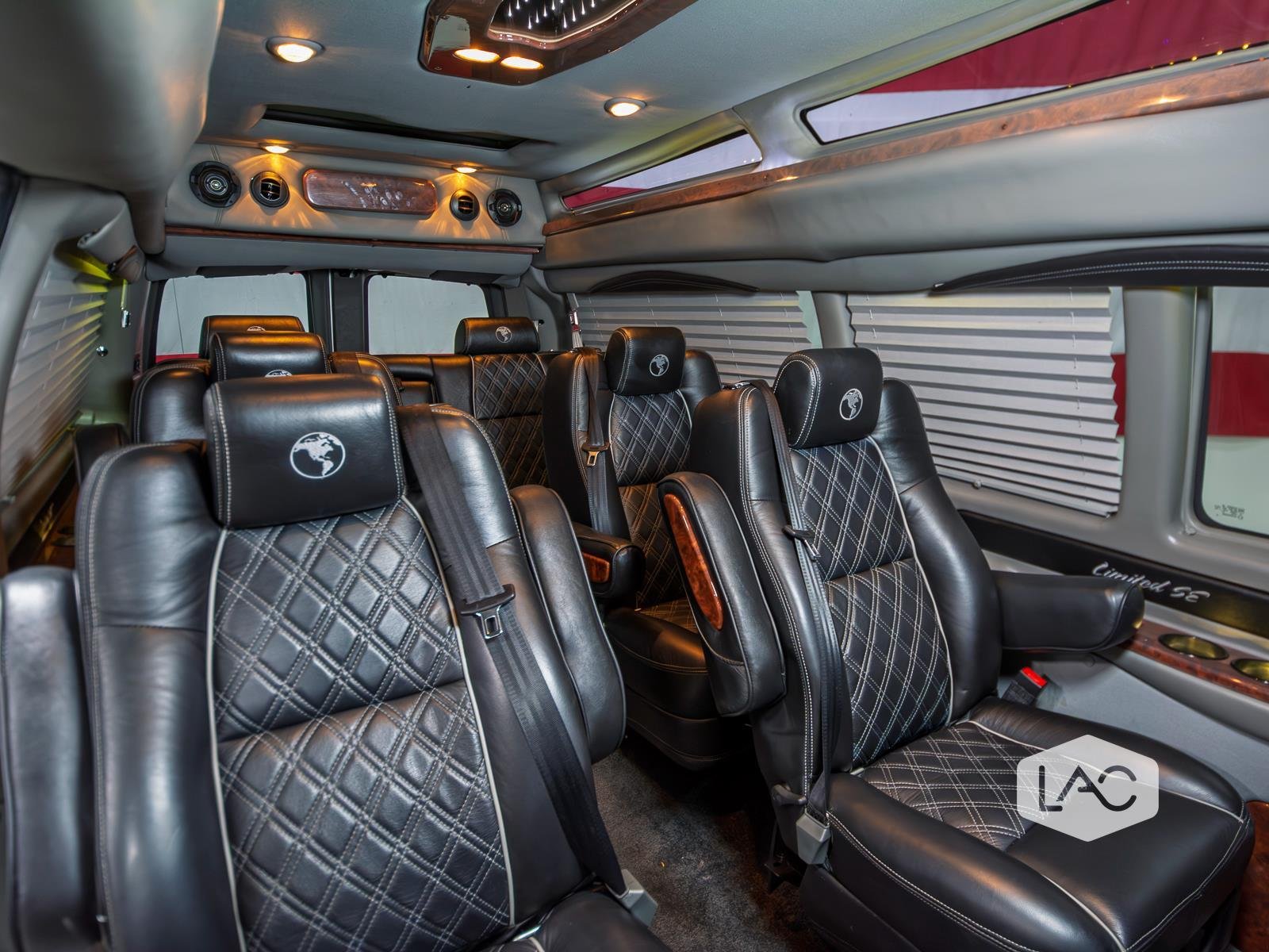2019 Chevrolet Express photo 26