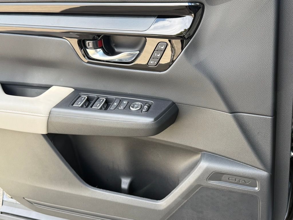 2025 Honda CR-V EX-L photo 30