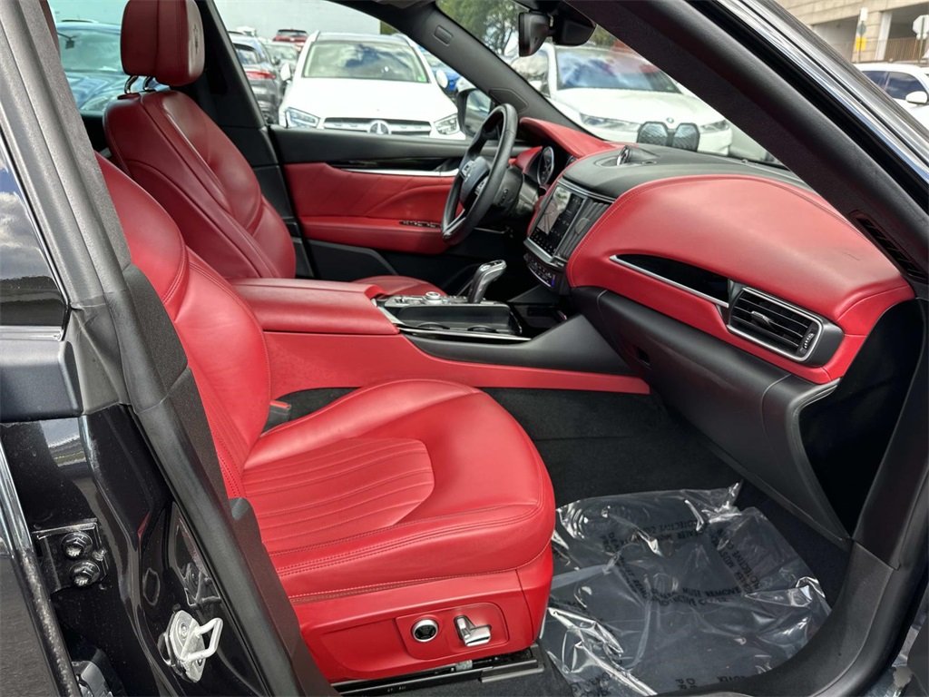 2022 Maserati Levante Modena photo 15