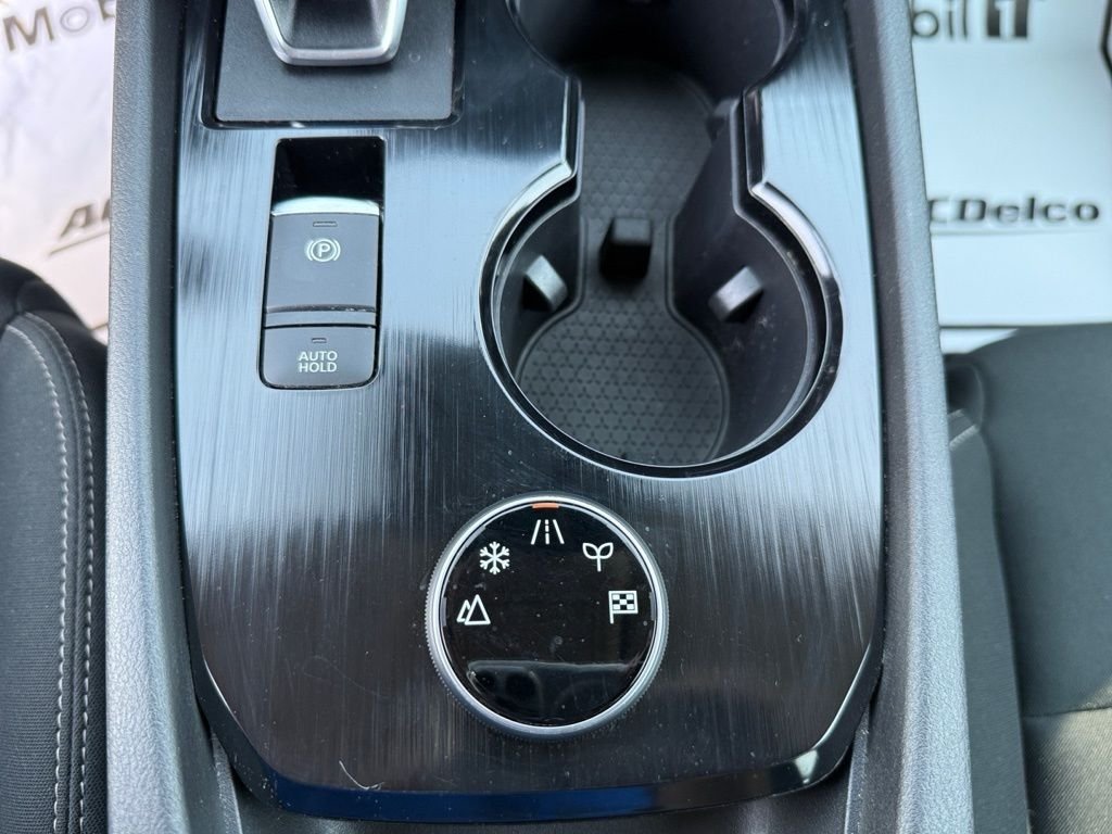 2024 Nissan Rogue S photo 24
