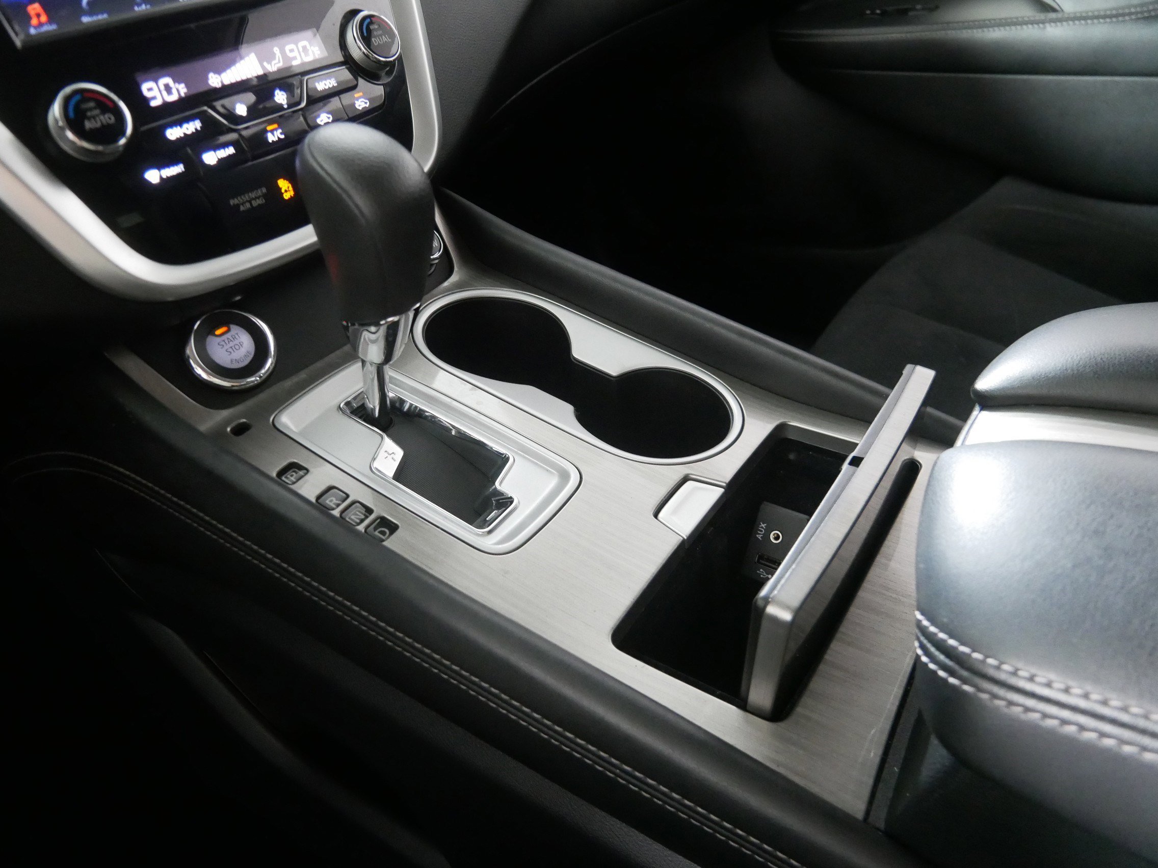 2017 Nissan Murano S photo 23