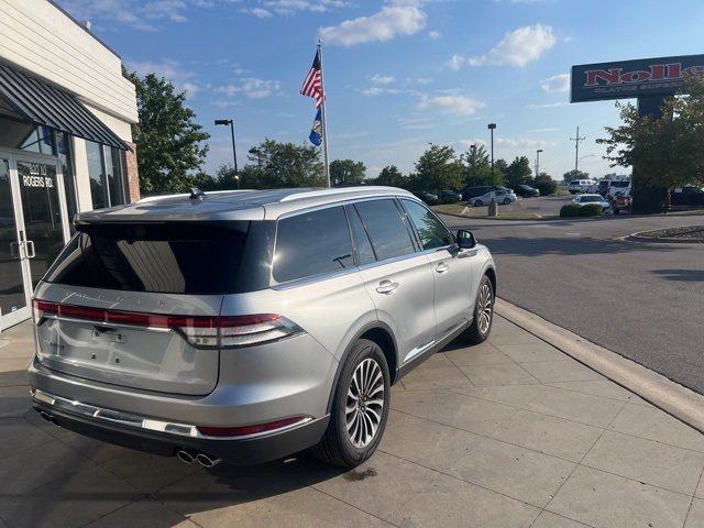 2023 Lincoln Aviator Reserve photo 4