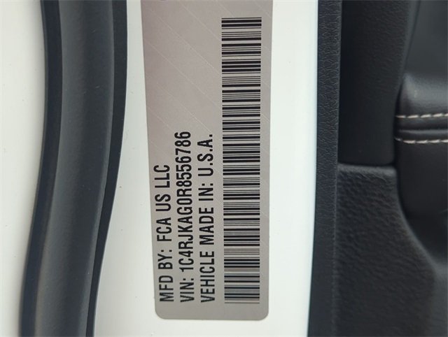2024 Jeep Grand Cherokee Altitude photo 24