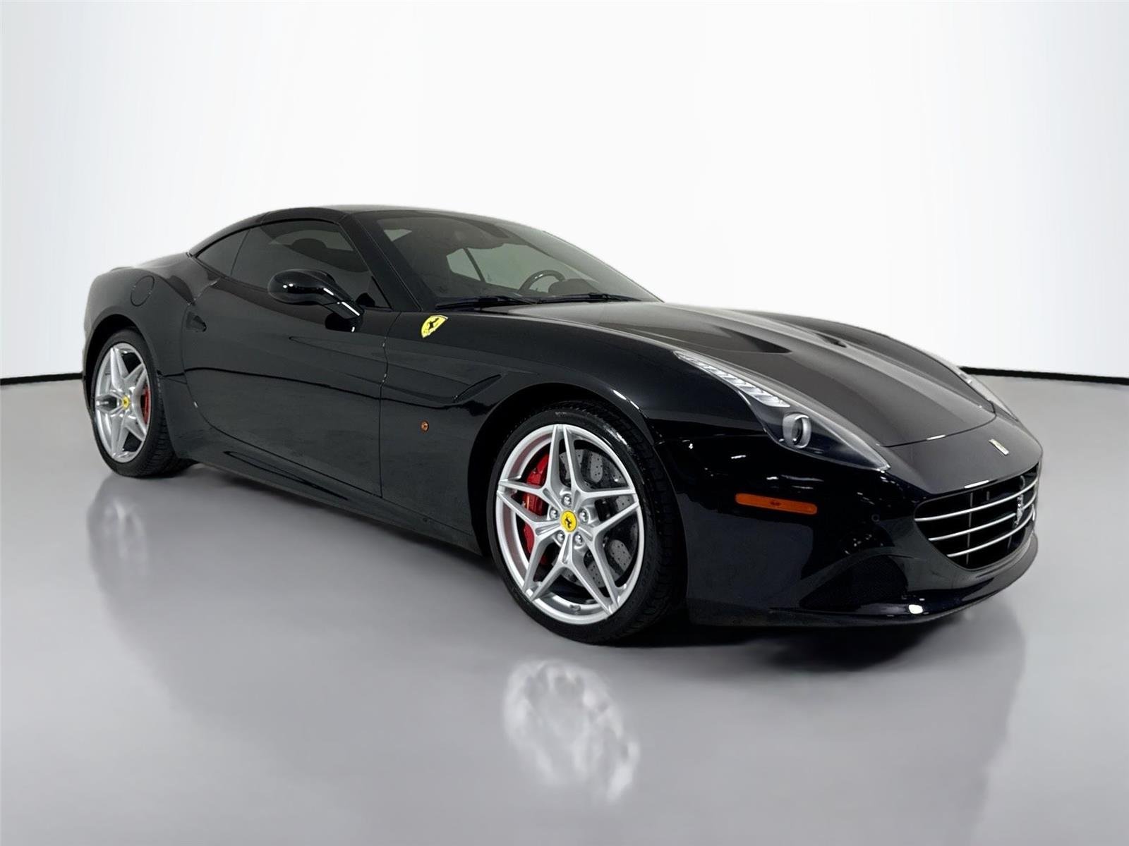 2018 Ferrari California T photo 43