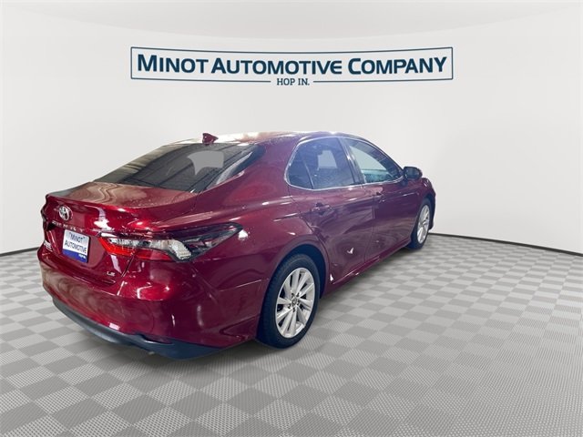 2021 Toyota Camry LE photo 8