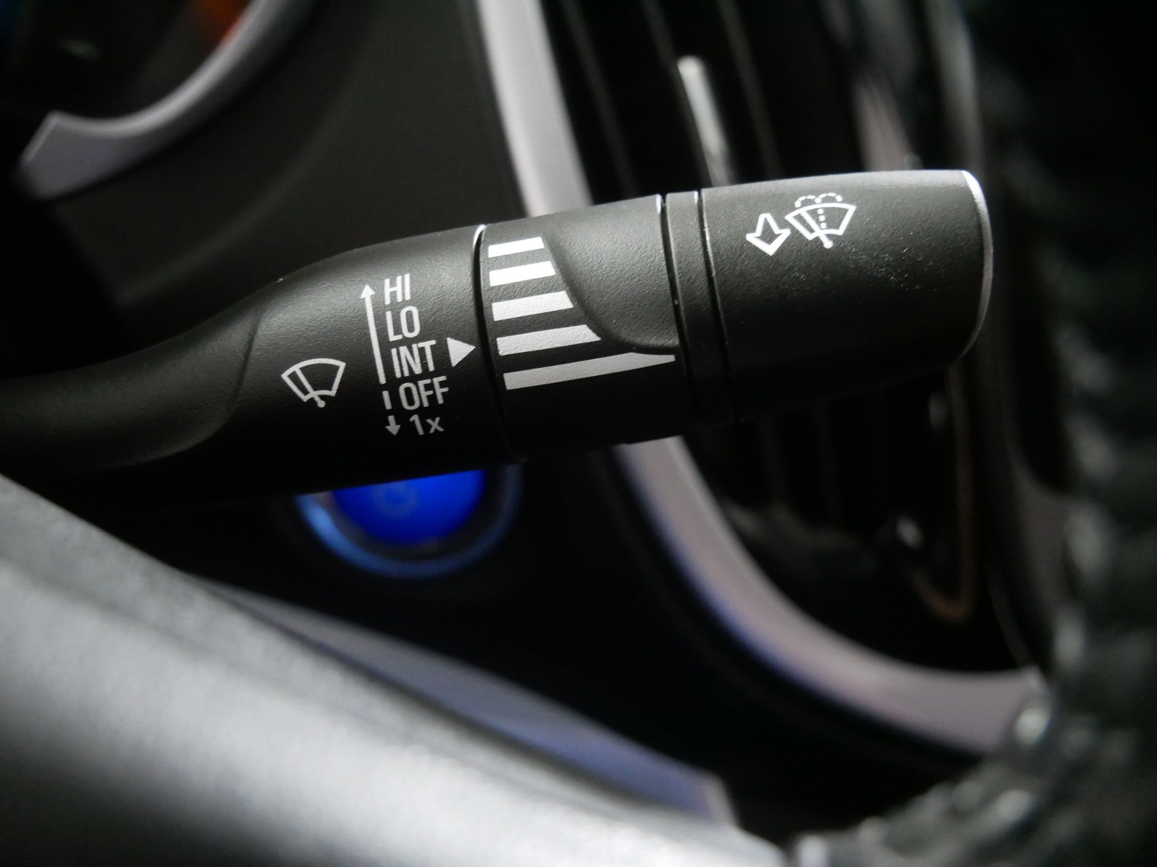 2019 Chevrolet Volt LT photo 27