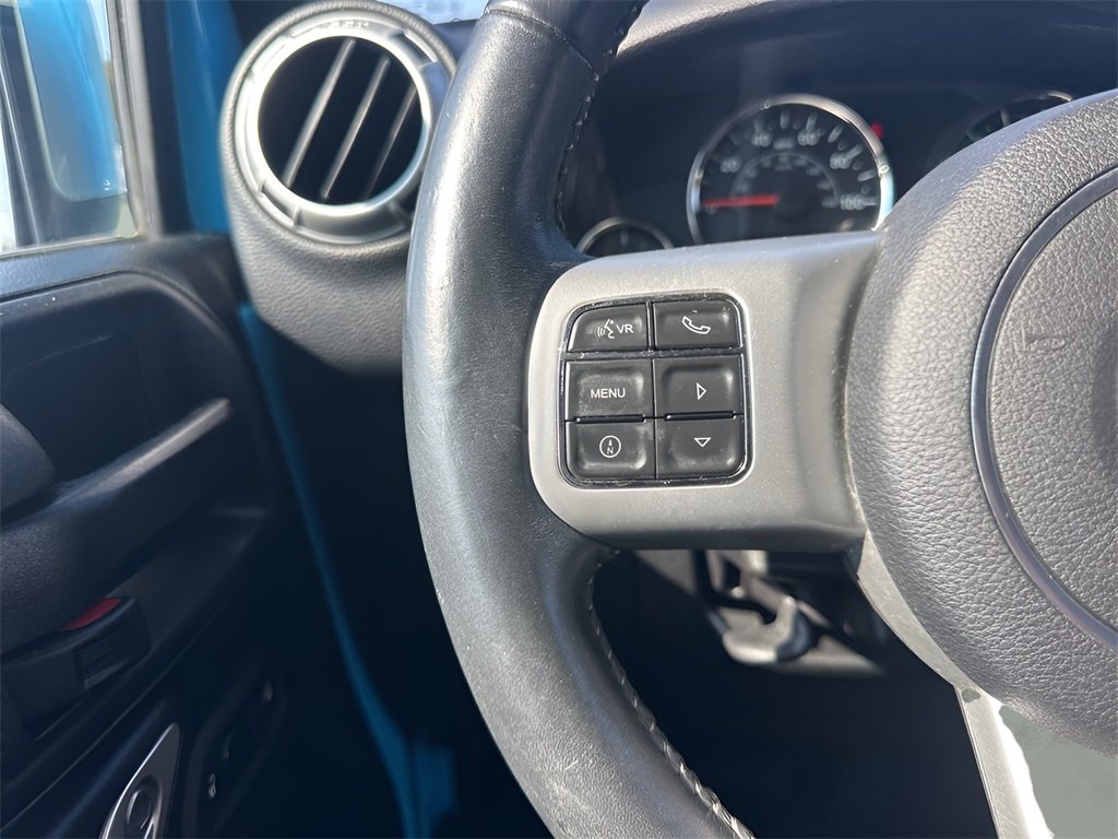 2017 Jeep Wrangler Unlimited Sahara photo 10