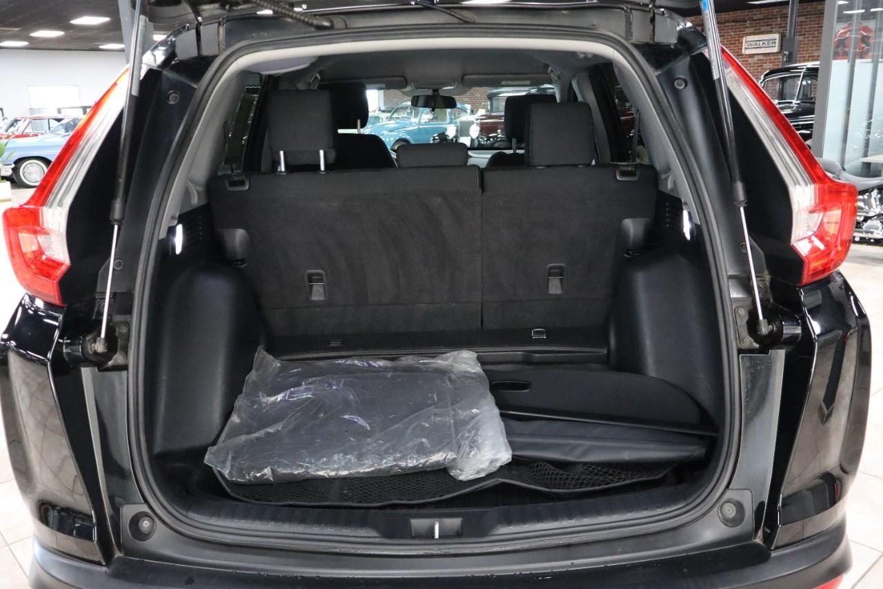 2017 Honda CR-V LX photo 15
