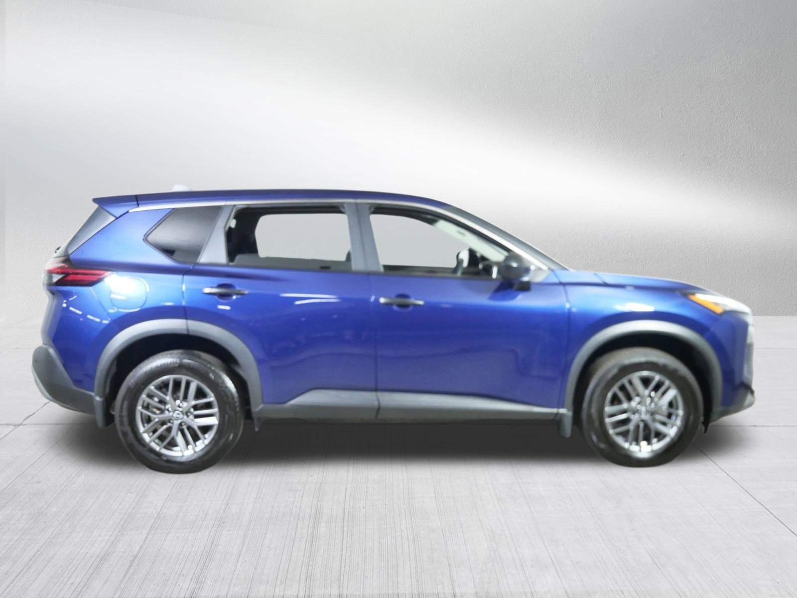 2023 Nissan Rogue S photo 8