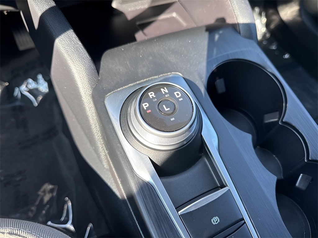 2022 Ford Escape SE photo 16