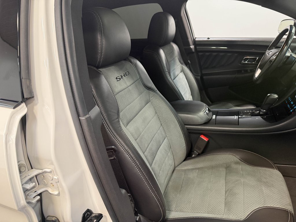 2019 Ford Taurus SHO photo 50