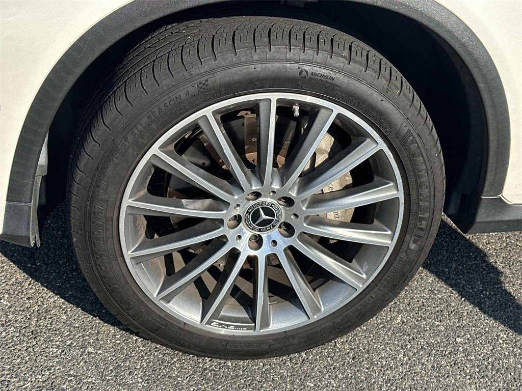 2019 Mercedes Benz GLC 300 Coupe 4MATIC photo 3