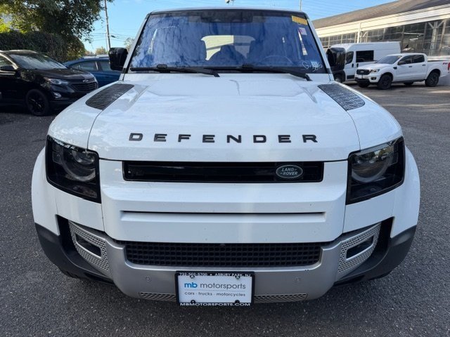 2020 Land Rover Defender 110 SE photo 6