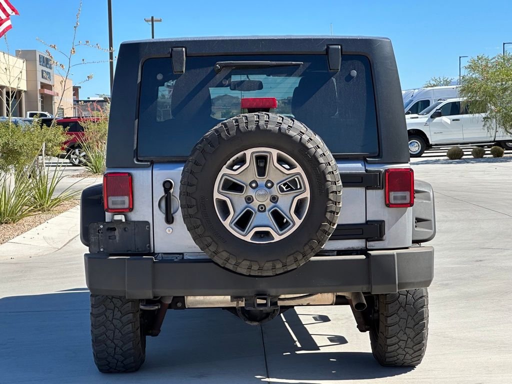 2016 Jeep Wrangler Unlimited Rubicon photo 4