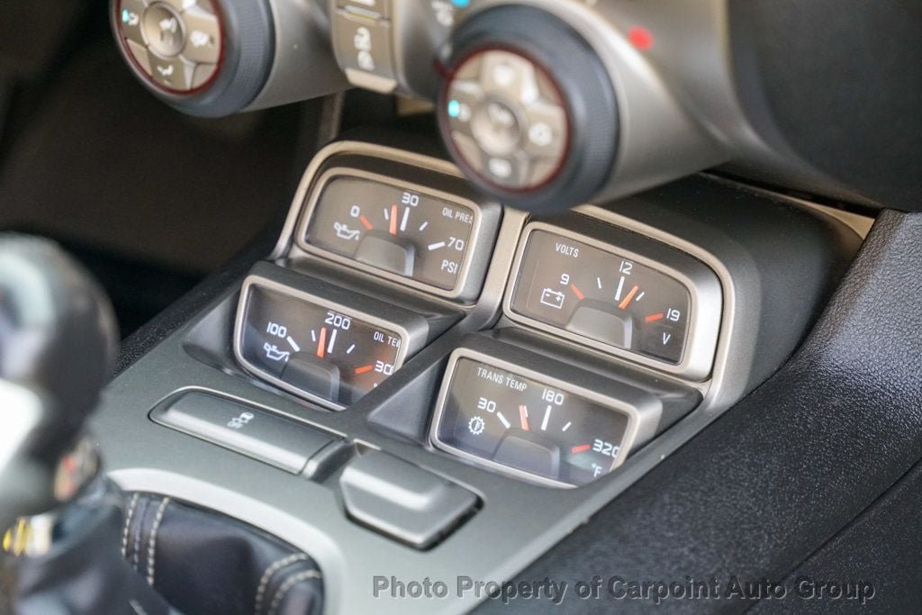 2011 Chevrolet Camaro 2SS photo 21