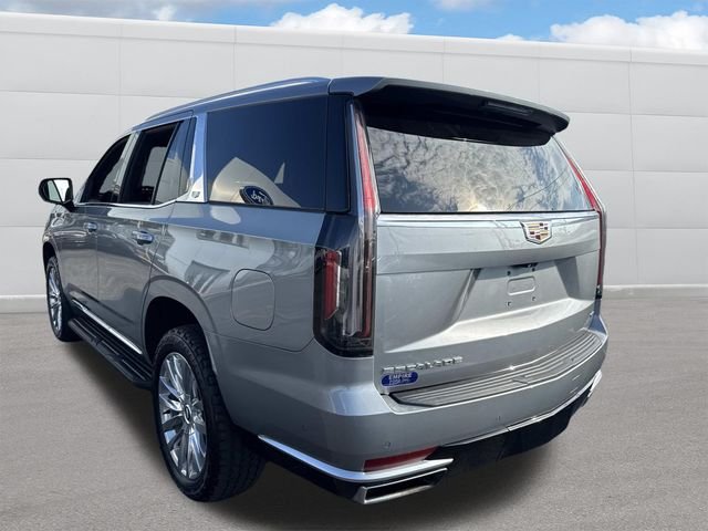 2023 Cadillac Escalade Premium Luxury photo 3