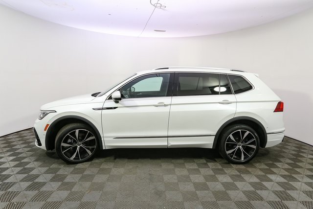 2022 Volkswagen Tiguan SEL Premium R-Line photo 4
