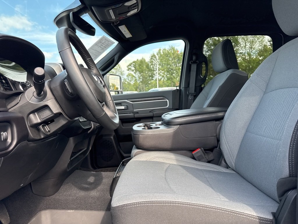 2023 Ram 2500 Big Horn photo 7