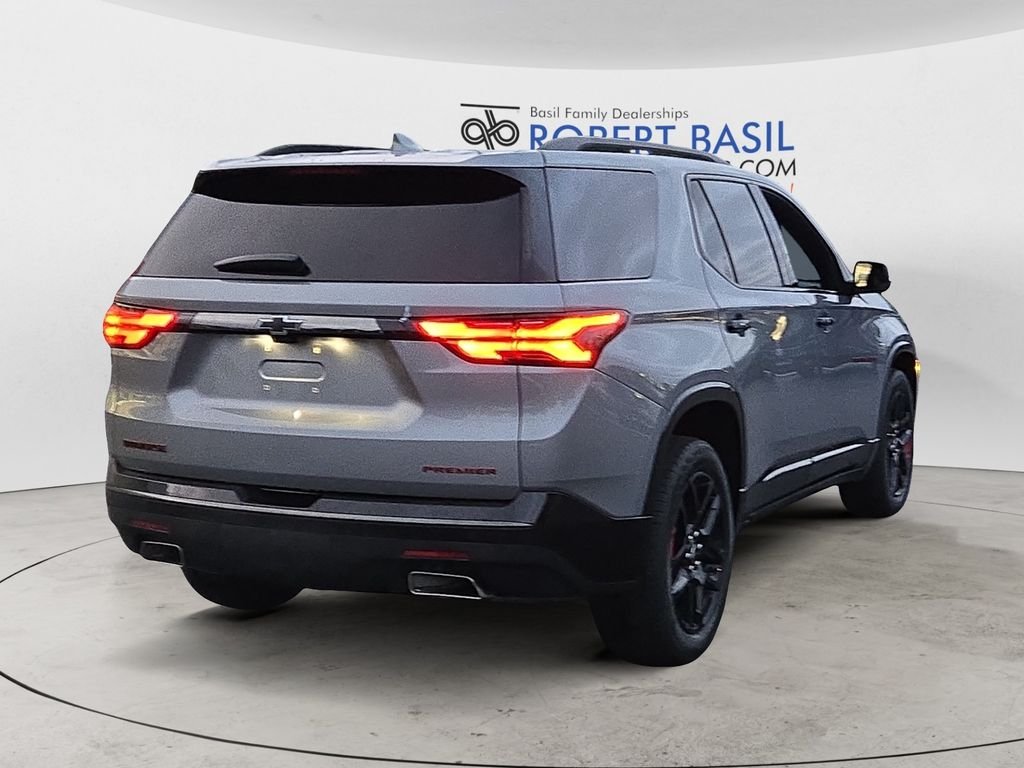 2023 Chevrolet Traverse Premier photo 5