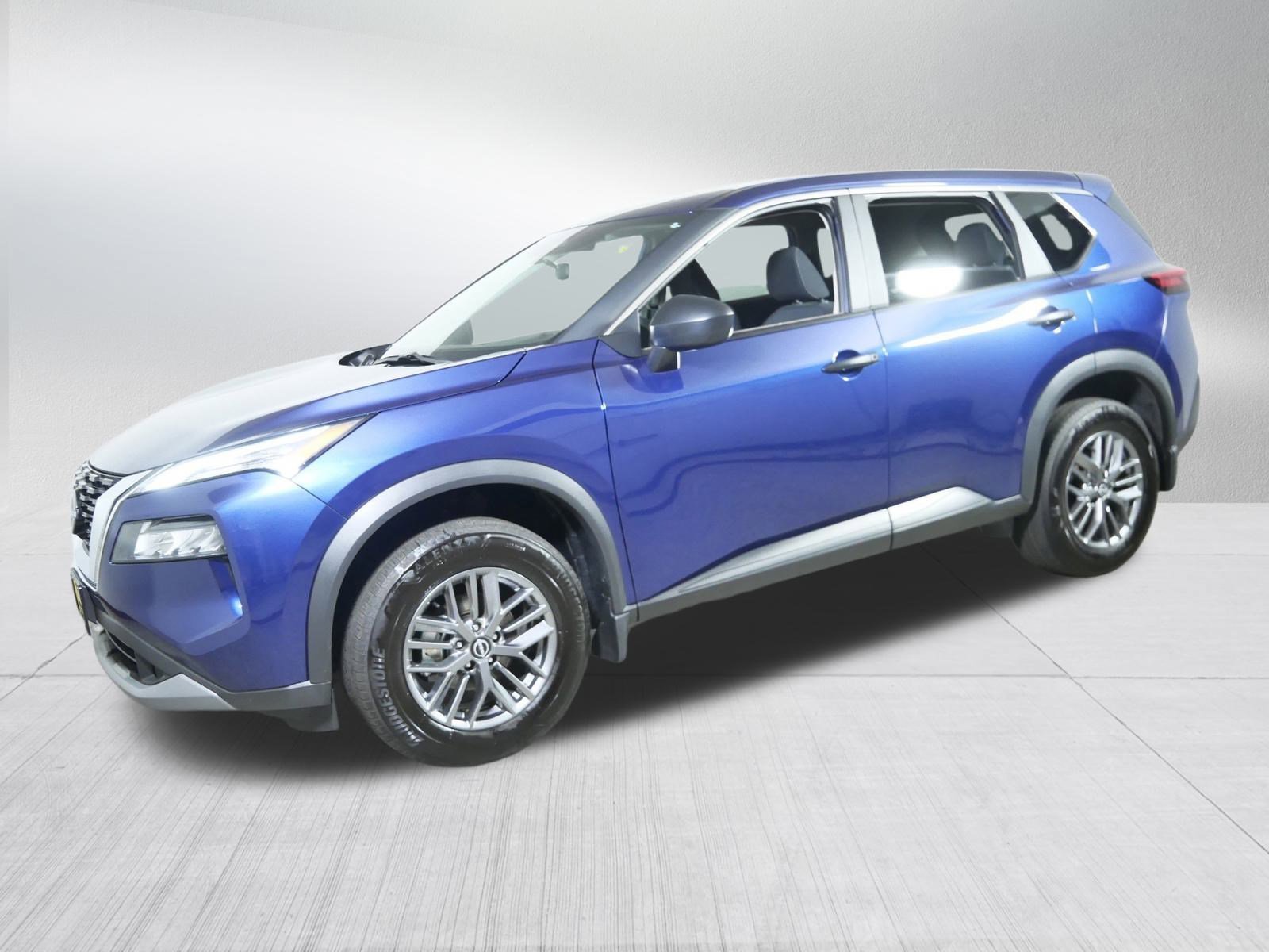 2023 Nissan Rogue S photo 3