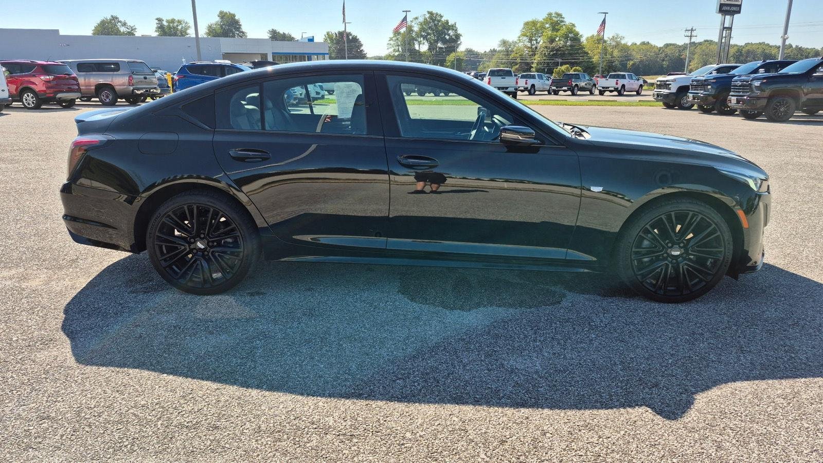 2023 Cadillac CT5 Sport photo 3