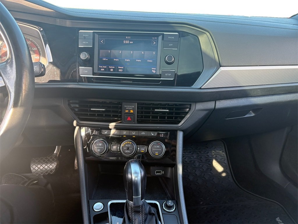 2019 Volkswagen Jetta R-Line photo 15