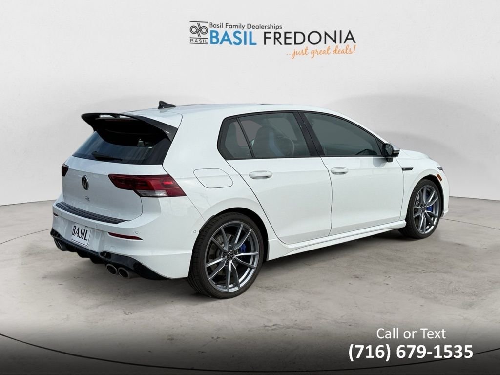 2024 Volkswagen Golf R photo 4