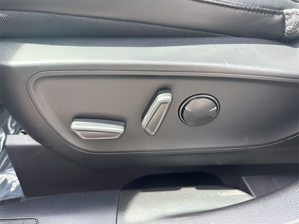 2024 Ford Escape ST-Line photo 10