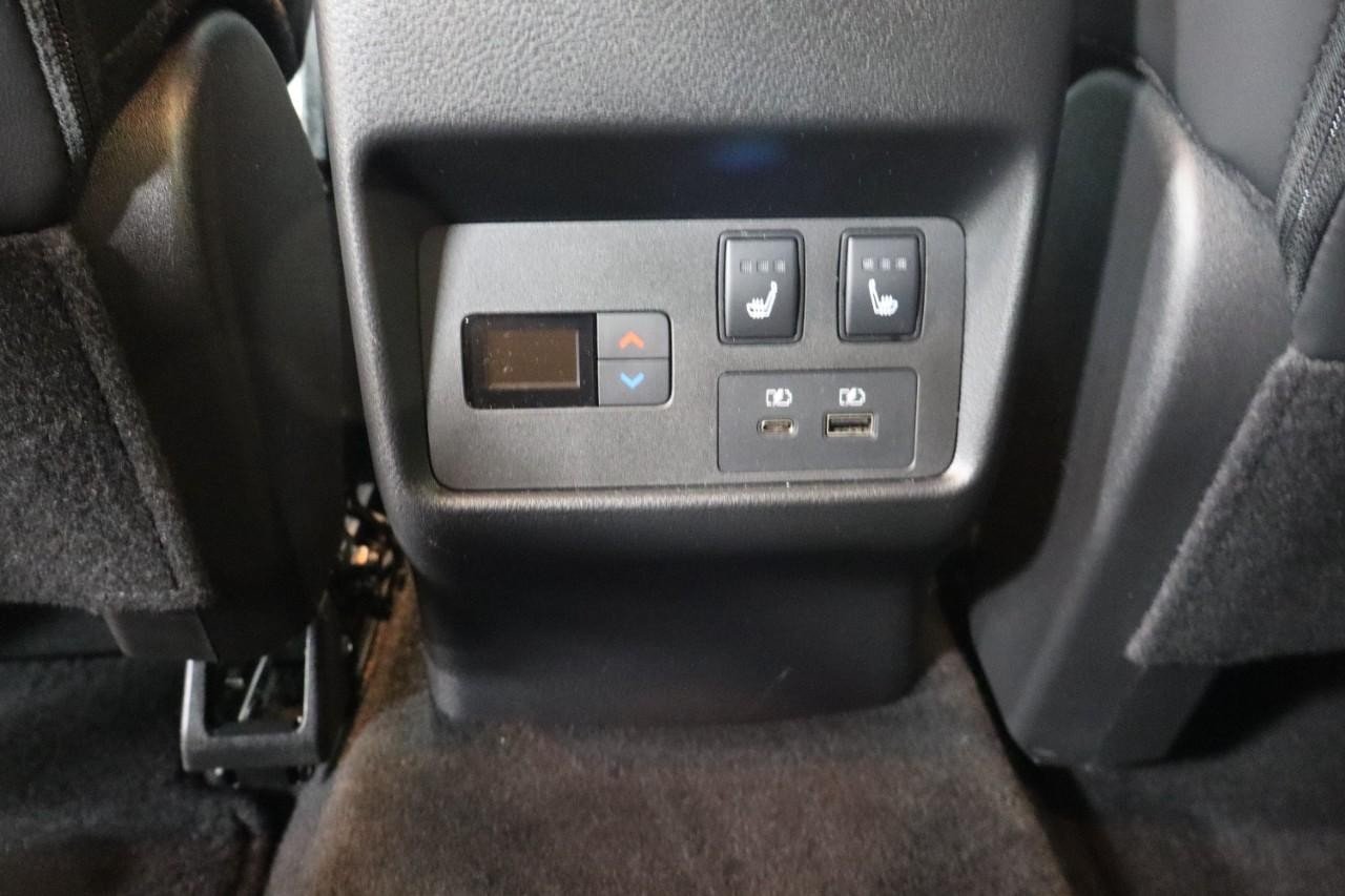 2023 Nissan Rogue Platinum photo 18