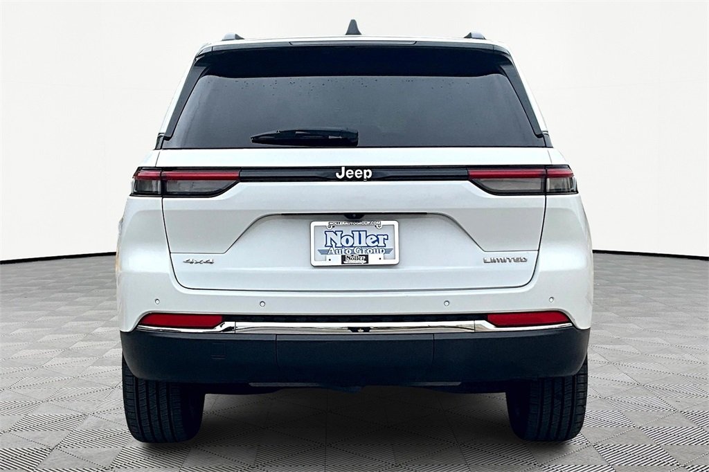 2022 Jeep Grand Cherokee Limited photo 3