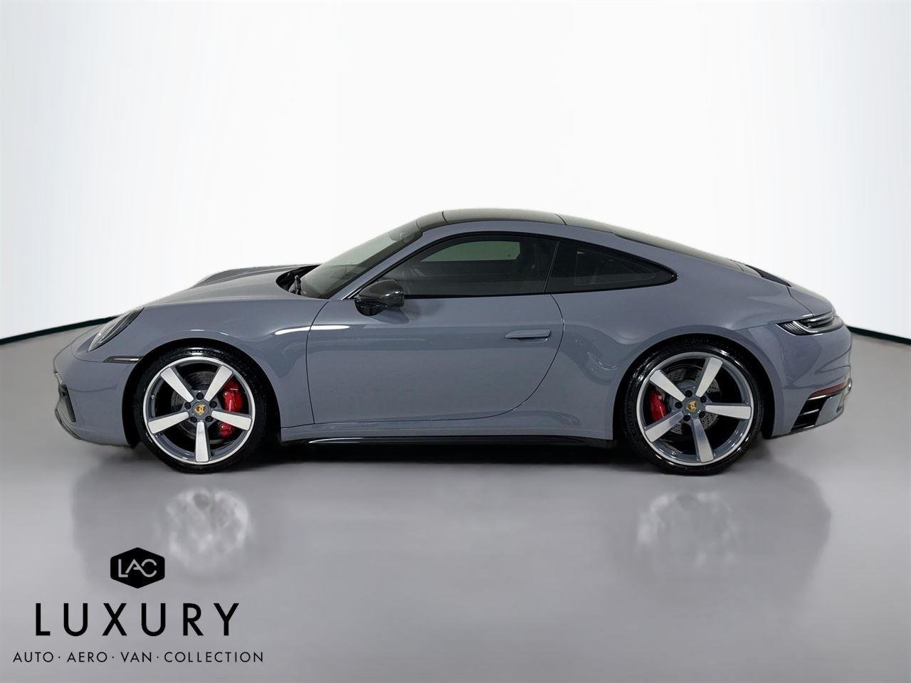 2023 Porsche 911 4S photo 7
