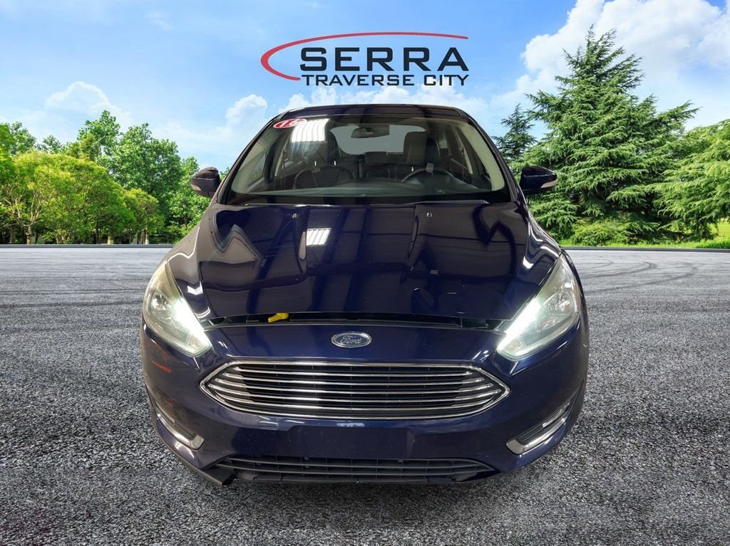 2016 Ford Focus Titanium photo 2