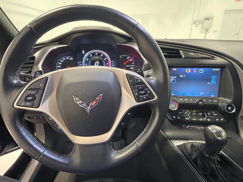 2015 Chevrolet Corvette Stingray 2LT photo 64