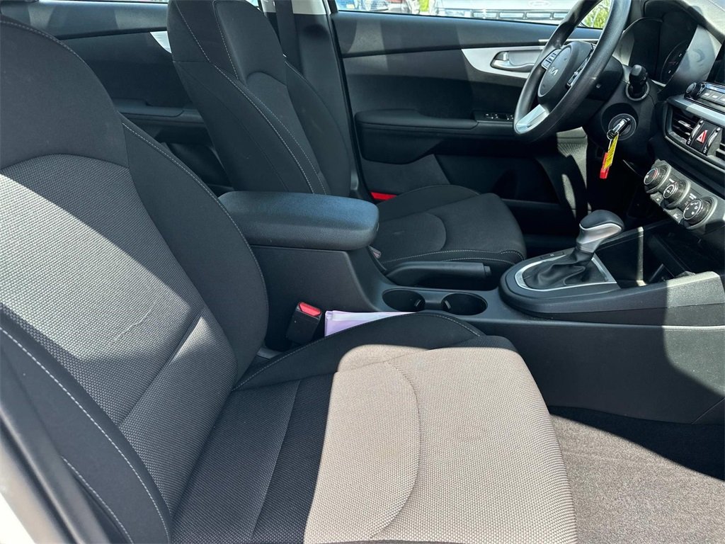 2024 Kia Forte LX photo 15