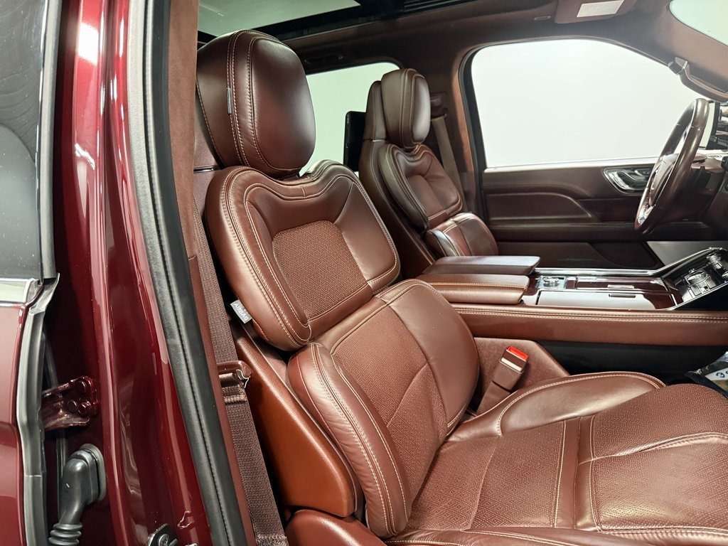 2021 Lincoln Navigator Black Label photo 54