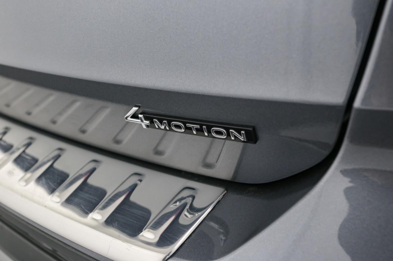 2023 Volkswagen Taos S photo 9