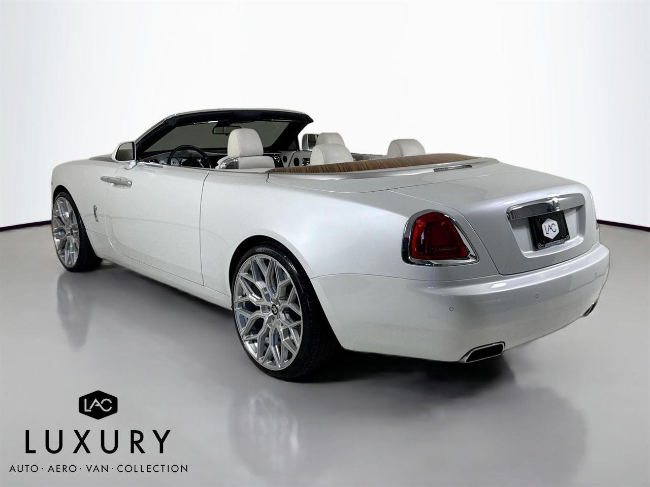 2016 Rolls Royce Dawn RR6 photo 7