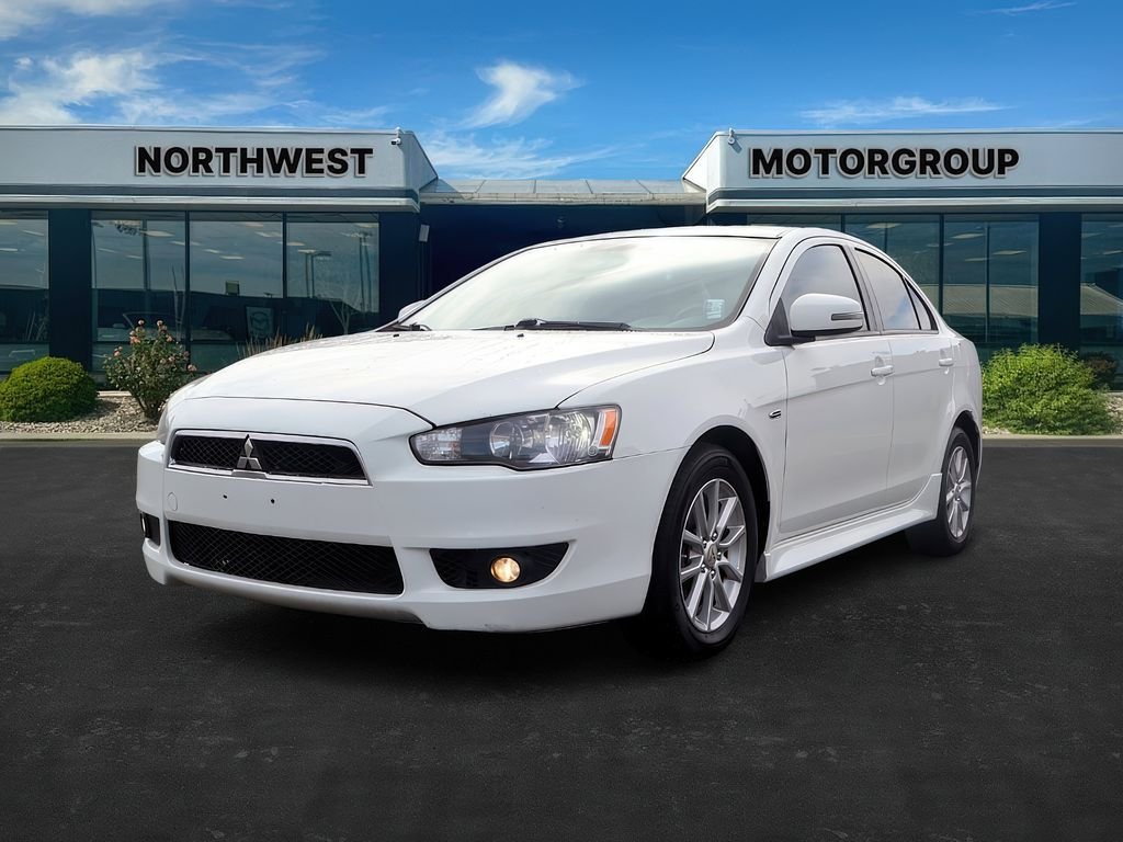 2015 Mitsubishi Lancer ES photo 2