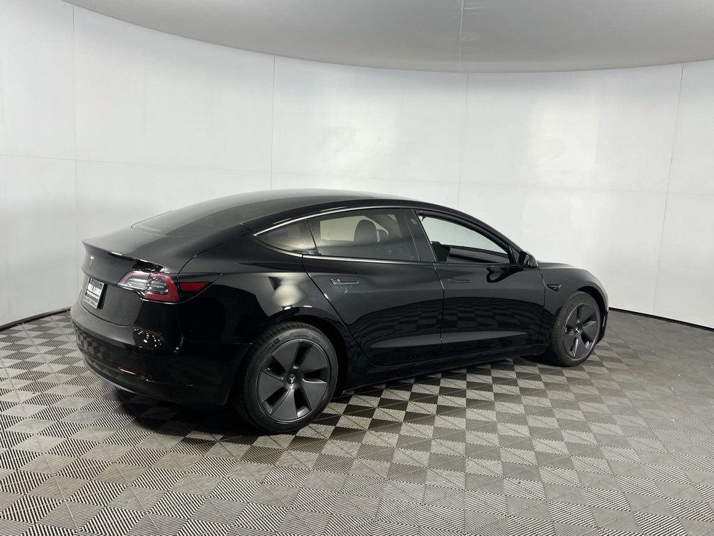 2023 Tesla Model 3 photo 3