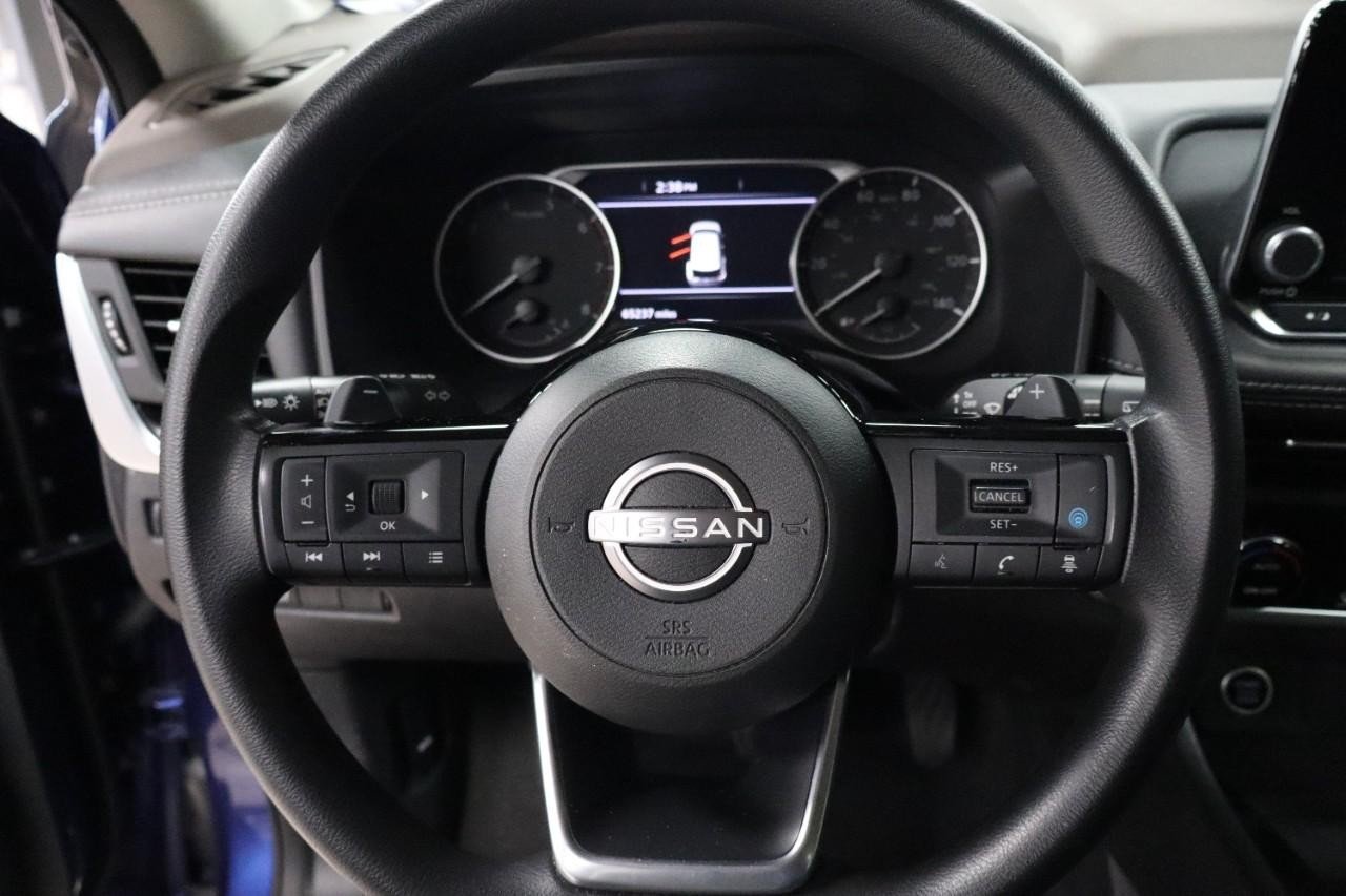 2023 Nissan Rogue SV photo 12