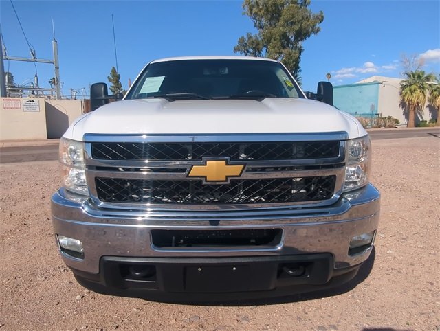 2013 Chevrolet Silverado 2500HD LT photo 3