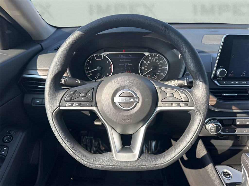 2025 Nissan Altima 2.5 SV photo 12