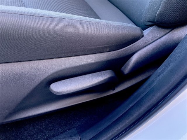 2024 Toyota RAV4 LE photo 2