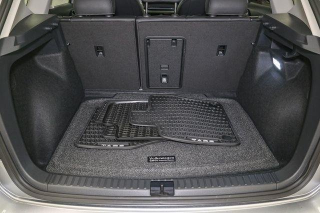 2024 Volkswagen Taos SE photo 11