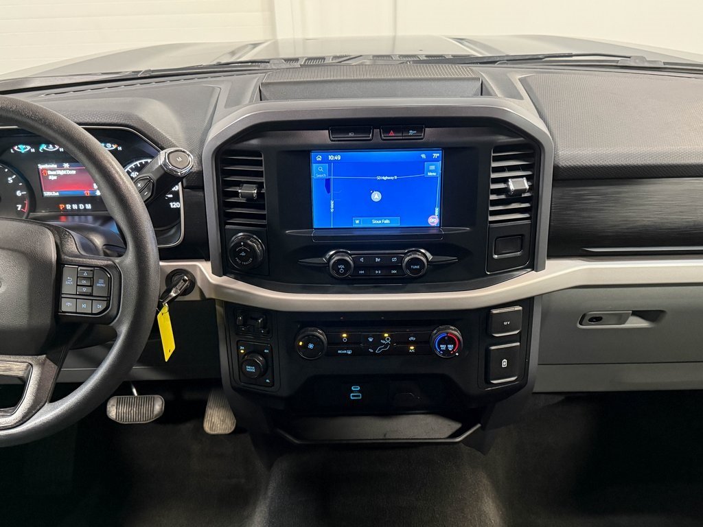 2023 Ford F-150 XLT photo 17