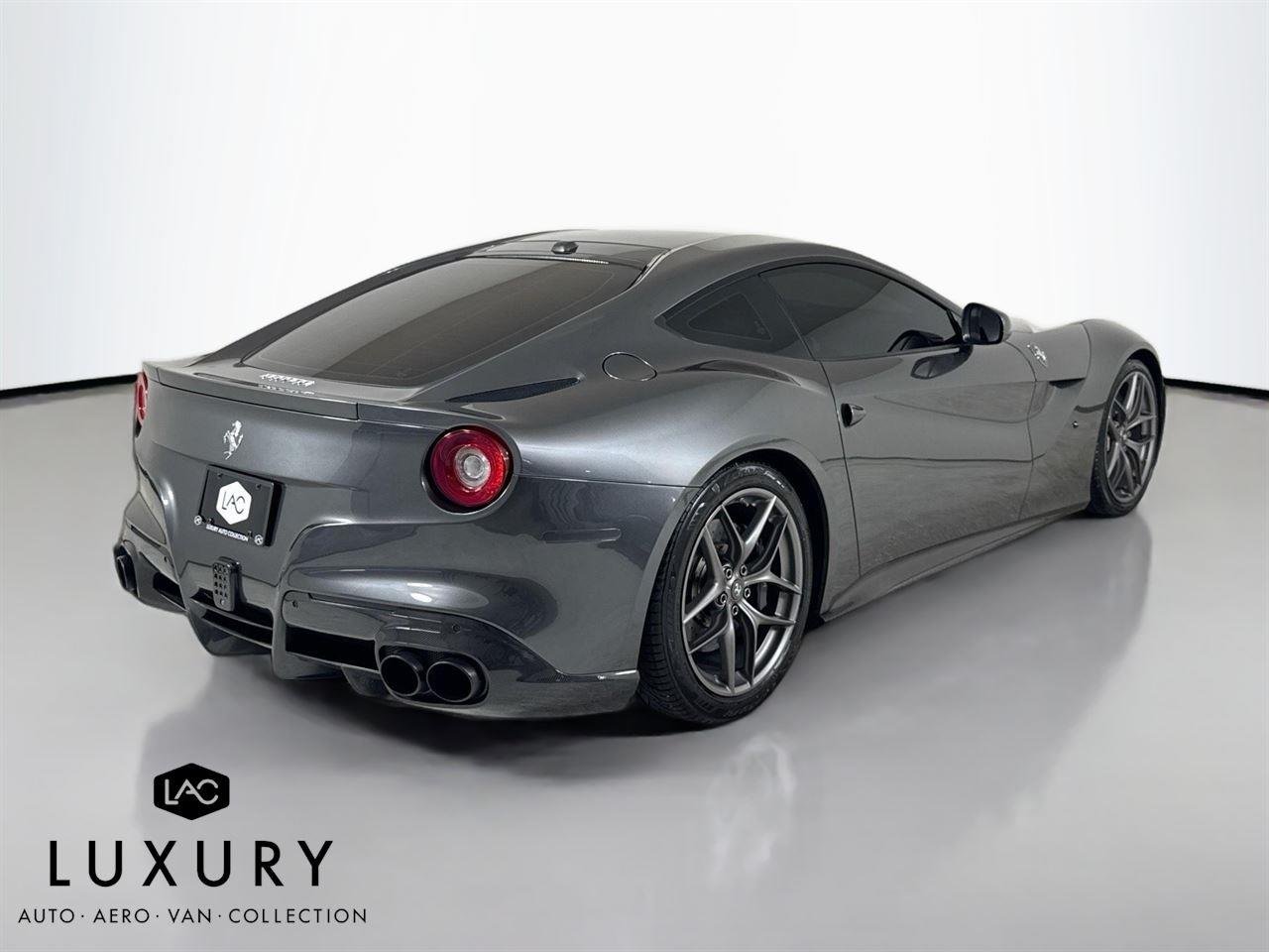 2016 Ferrari F12 Berlinetta Berlinetta photo 4