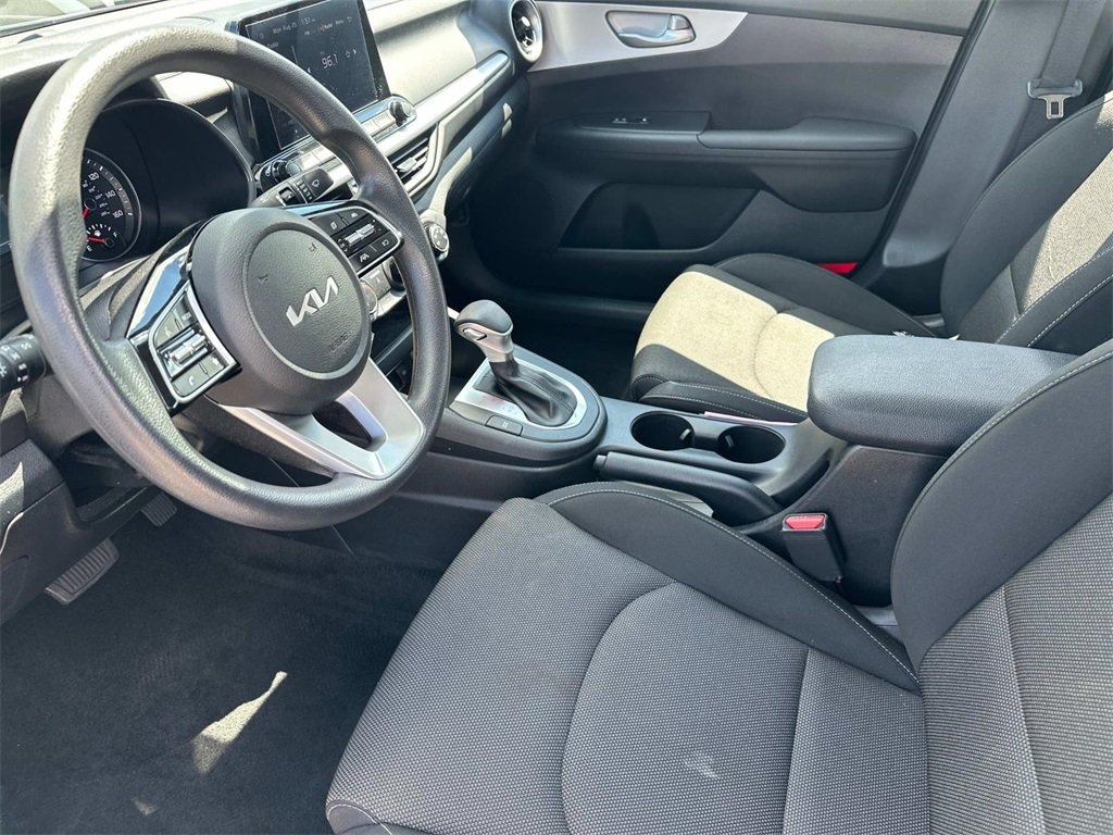 2024 Kia Forte LX photo 13