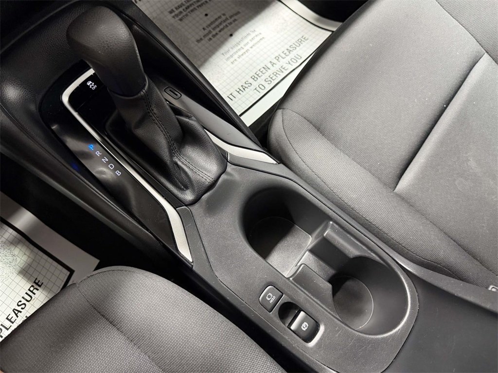 2023 Toyota Corolla LE photo 20