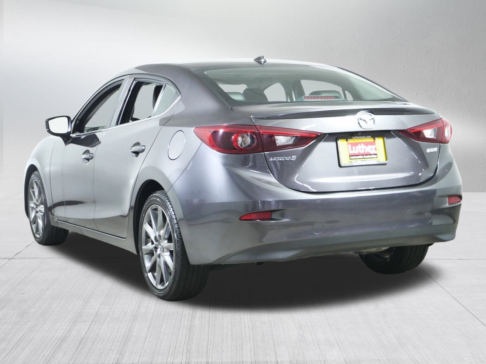 2018 Mazda Mazda3 Grand Touring photo 5